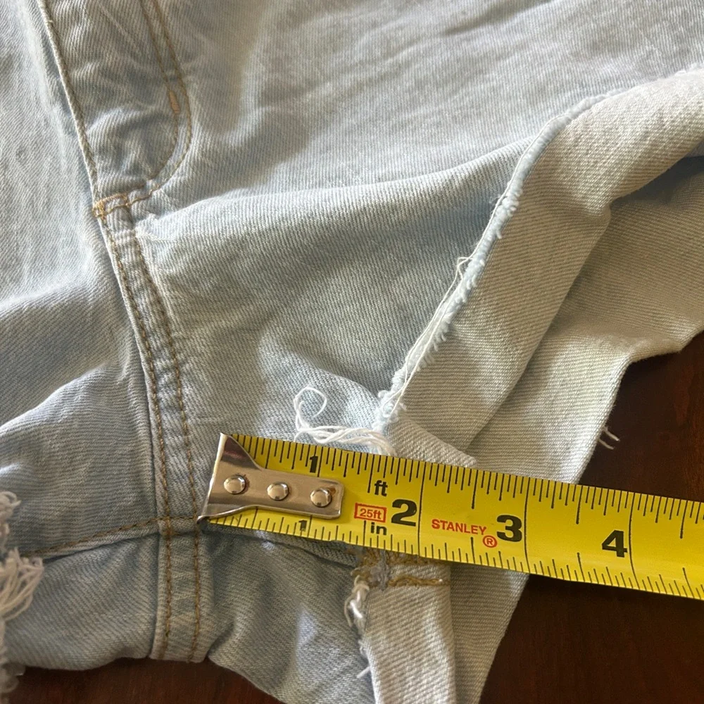 Universal Thread Denim High-Waisted Women Shorts 8/29R